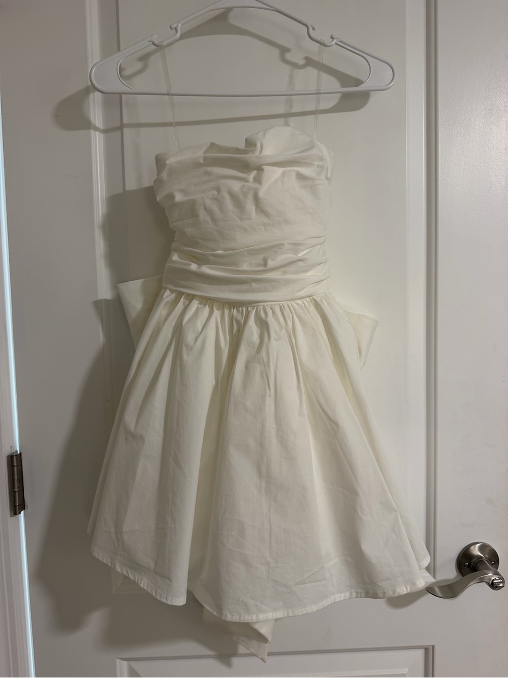 Babyboo - Women’s XS white strapless dress with bow